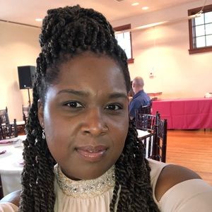 Meet your Posher, Naulie